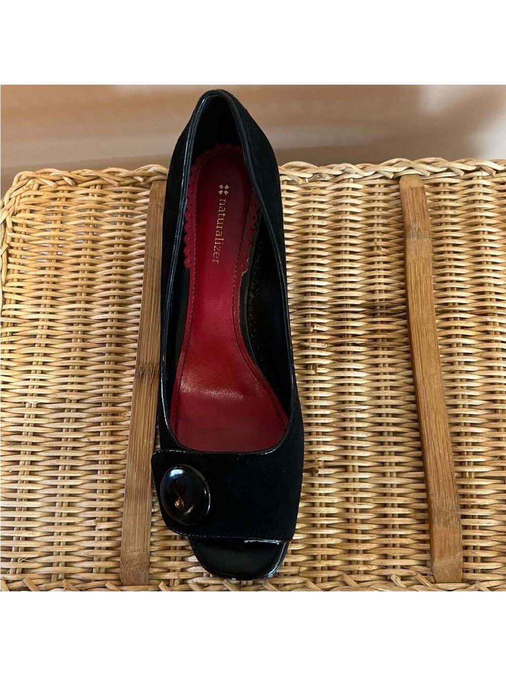 Naturalizer Ami Suede Pump - Picture 4 of 6